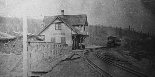 Canoe Lake Railway Station