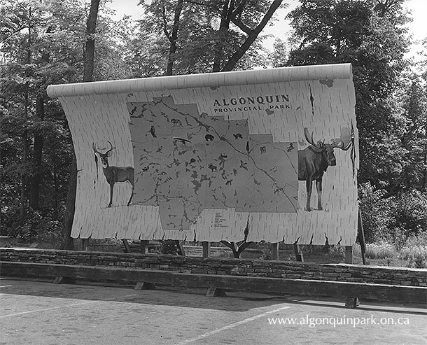 The birch bark map sign at Algonquin Park’s West Gate, 1960. APPAC, APM 793