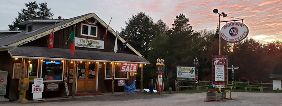 Retail at Parkway Cottage Resort & Trading Post